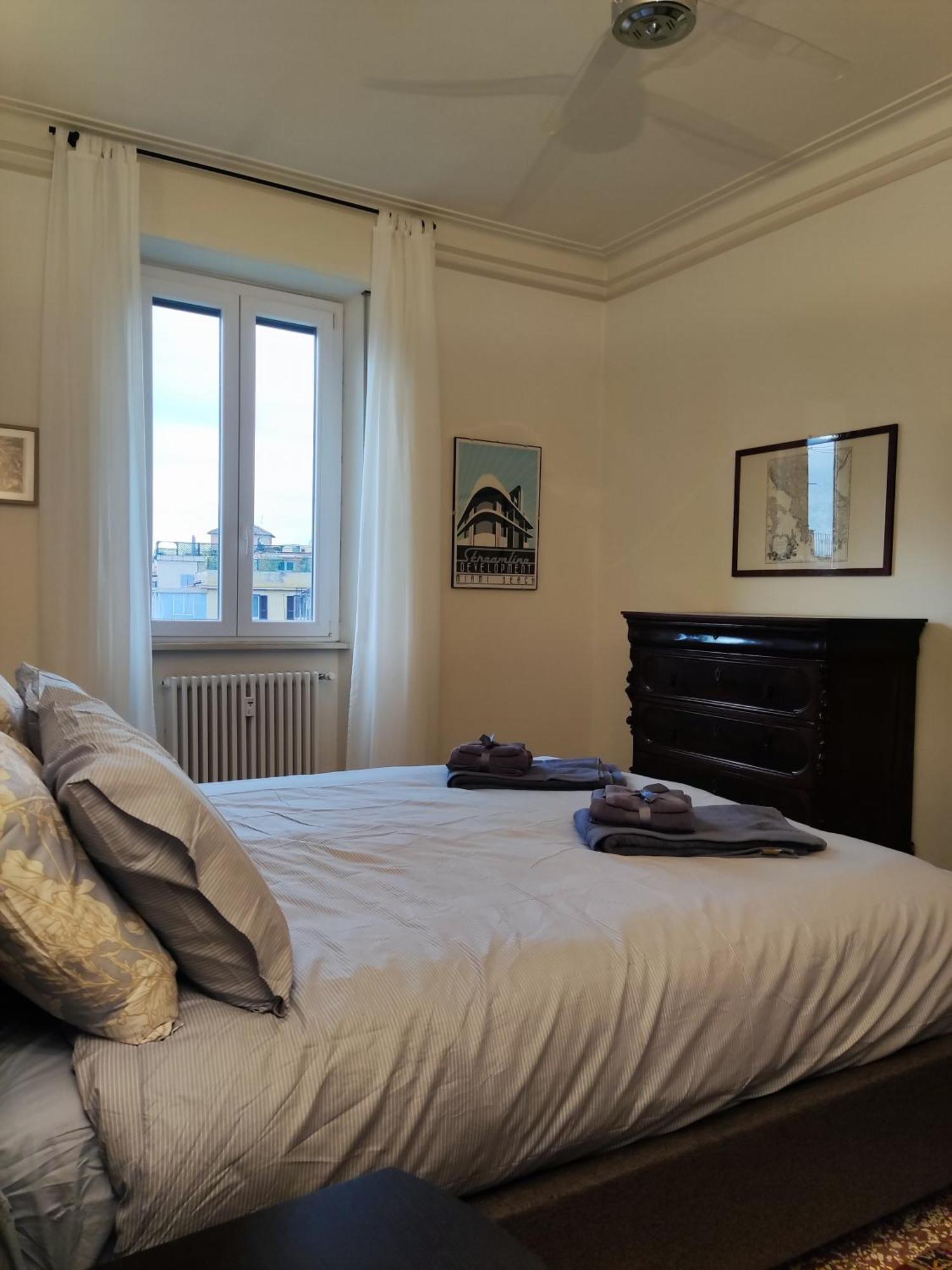 Di Casa Al Colosseo Apartamento